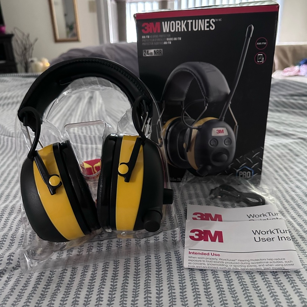 3M WorkTunes Yellow and Black Headphones